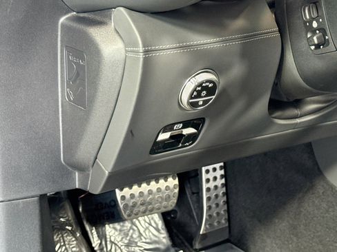 Used 2022 Mercedes-Benz SL 63 AMG 4MATIC image 10