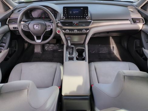 Used 2019 Honda Accord LX image 10