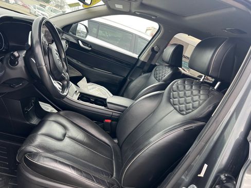 Used 2021 Hyundai Palisade Limited image 3