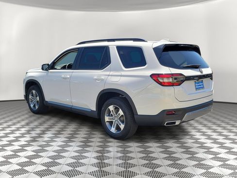 Used 2026 Honda Pilot EX-L image 4