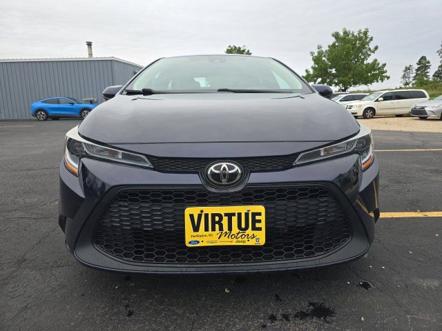 Used 2022 Toyota Corolla LE w/ Carpet Mat Package (TMS) FWD image 2