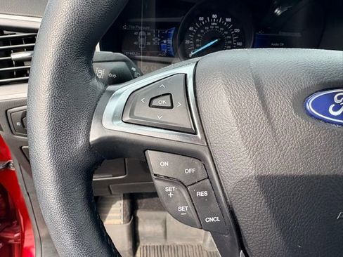 Used 2023 Ford Edge SEL w/ Sport Appearance Package image 22