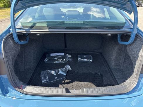 New 2025 Volkswagen Jetta SE image 12