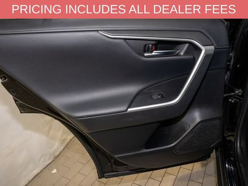 Used 2022 Toyota RAV4 Limited AWD/4WD image 11