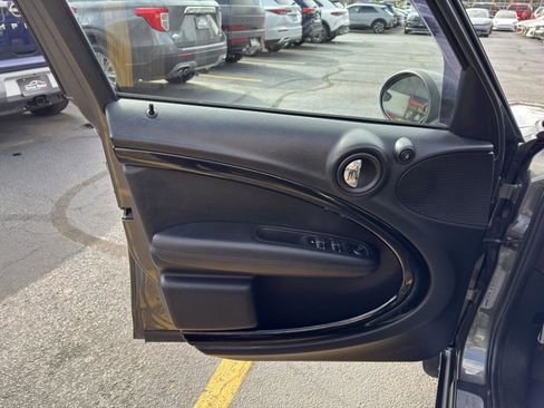 Used 2014 MINI Cooper Countryman S w/ Cold Weather Package image 21