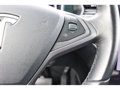 Used 2018 Tesla Model X AWD/4WD image 21