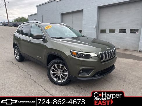 Used 2019 Jeep Cherokee Latitude Plus w/ Cold Weather Group AWD/4WD image 1