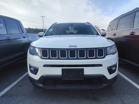 Used 2021 Jeep Compass Latitude w/ Convenience Group image 2
