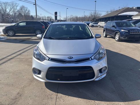 Used 2015 Kia Forte Koup EX w/ EX Premium Package image 4