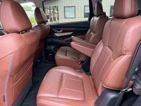 Used 2019 Subaru Ascent Touring w/ Popular Package #3 AWD/4WD image 8