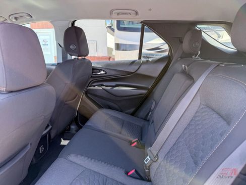 Used 2020 Chevrolet Equinox LT image 20