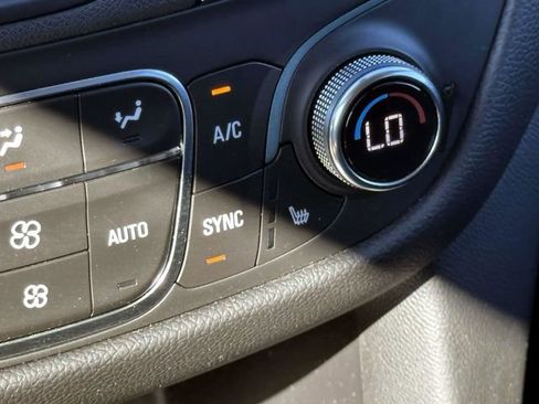 Used 2024 Chevrolet Equinox LT w/ LPO, Floor Liner Package image 29