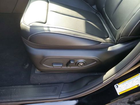 New 2025 Jeep Grand Cherokee Limited image 14