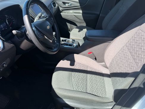 Used 2024 Chevrolet Equinox LT image 7