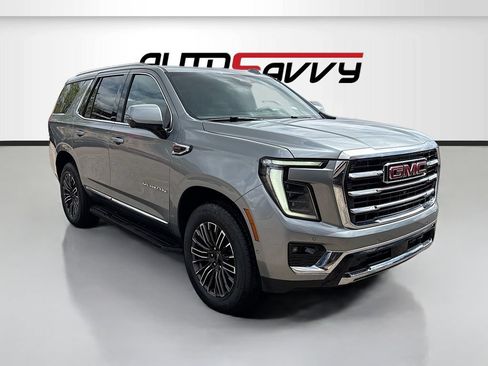 Used 2025 GMC Yukon Elevation AWD/4WD image 1
