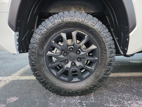 New 2026 Toyota Tundra SR5 AWD/4WD image 19