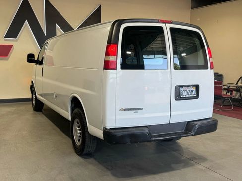Used 2013 Chevrolet Express 2500 Extended w/ Power Package image 7