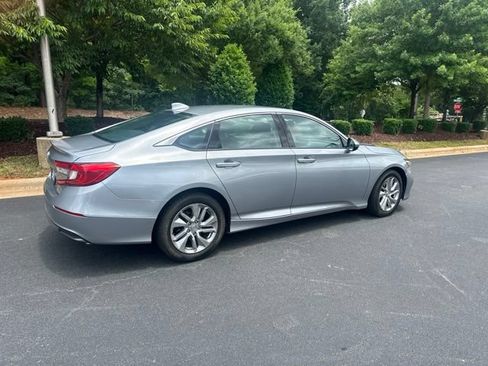 Used 2020 Honda Accord LX image 10