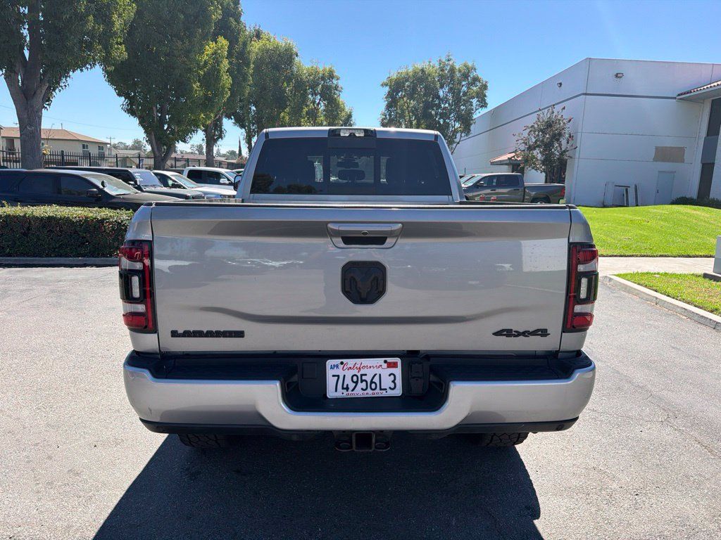 Used 2022 RAM 2500 Laramie w/ Night Edition AWD/4WD image 4