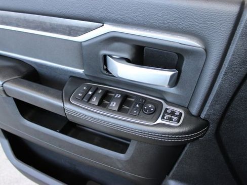 Used 2024 RAM 2500 Big Horn w/ Sport Appearance Package image 24