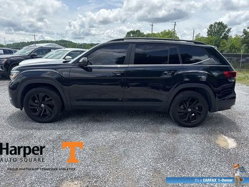 Used 2023 Volkswagen Atlas SE w/ Black Wheel Package FWD image 2
