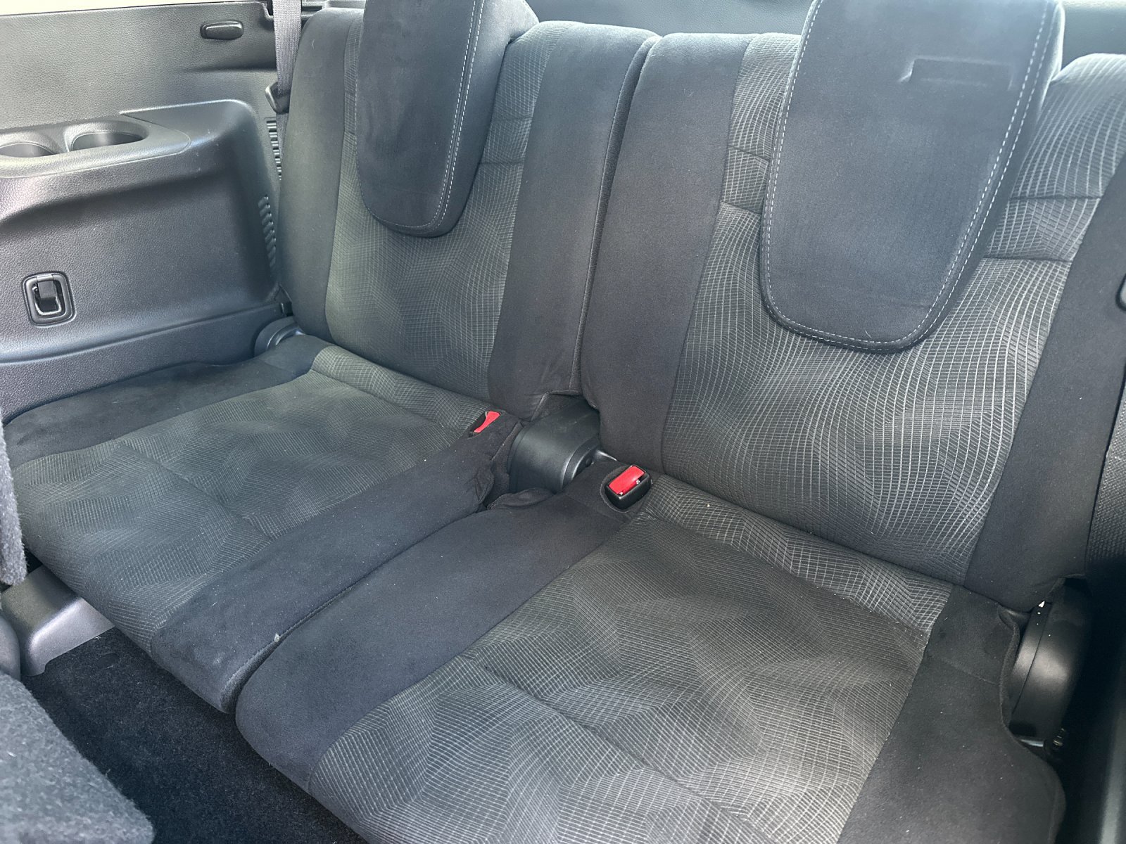 Used 2016 Nissan Rogue S w/ S Family Package FWD image 17