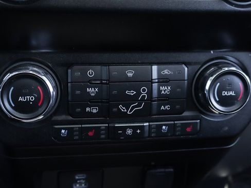 Used 2021 Ford F350 Lariat image 47