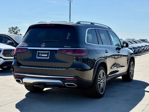New 2025 Mercedes-Benz GLS 450 4MATIC image 9
