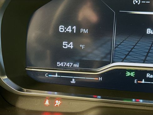 Used 2024 GMC Yukon SLT image 19