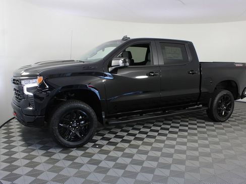 New 2026 Chevrolet Silverado 1500 LT Trail Boss w/ LT Trail Boss Premium Package AWD/4WD image 2