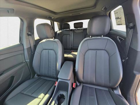 New 2026 Audi Q4 e-tron Premium image 16