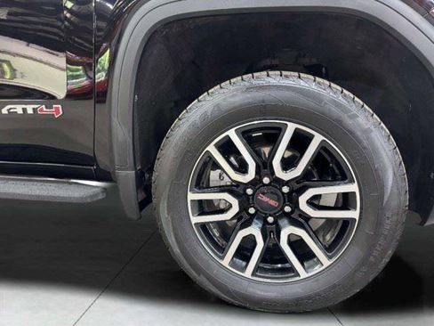 Used 2022 GMC Sierra 1500 AT4 w/ AT4 Premium Package AWD/4WD image 49