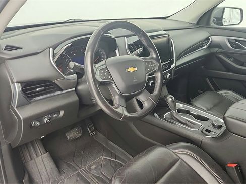 Certified 2020 Chevrolet Traverse Premier image 14