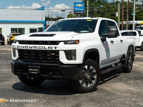 Used 2021 Chevrolet Silverado 2500 Custom w/ Custom Value Package image 1