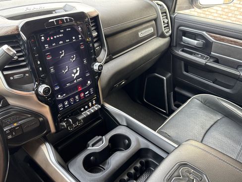 Used 2021 RAM 2500 Laramie image 19