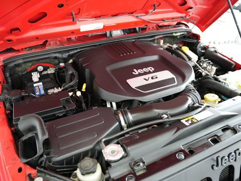 Used 2016 Jeep Wrangler Sport image 42