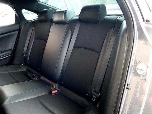 Used 2020 Honda Civic Sport image 22