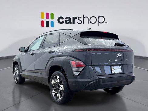 Used 2024 Hyundai Kona SEL image 3