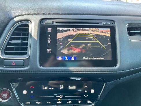 Used 2017 Honda HR-V EX image 27