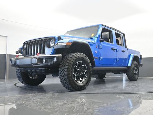 Used 2023 Jeep Gladiator Rubicon w/ Trailer Tow Package image 60