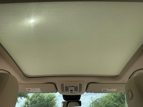 Used 2022 Mercedes-Benz GLE 350 image 4