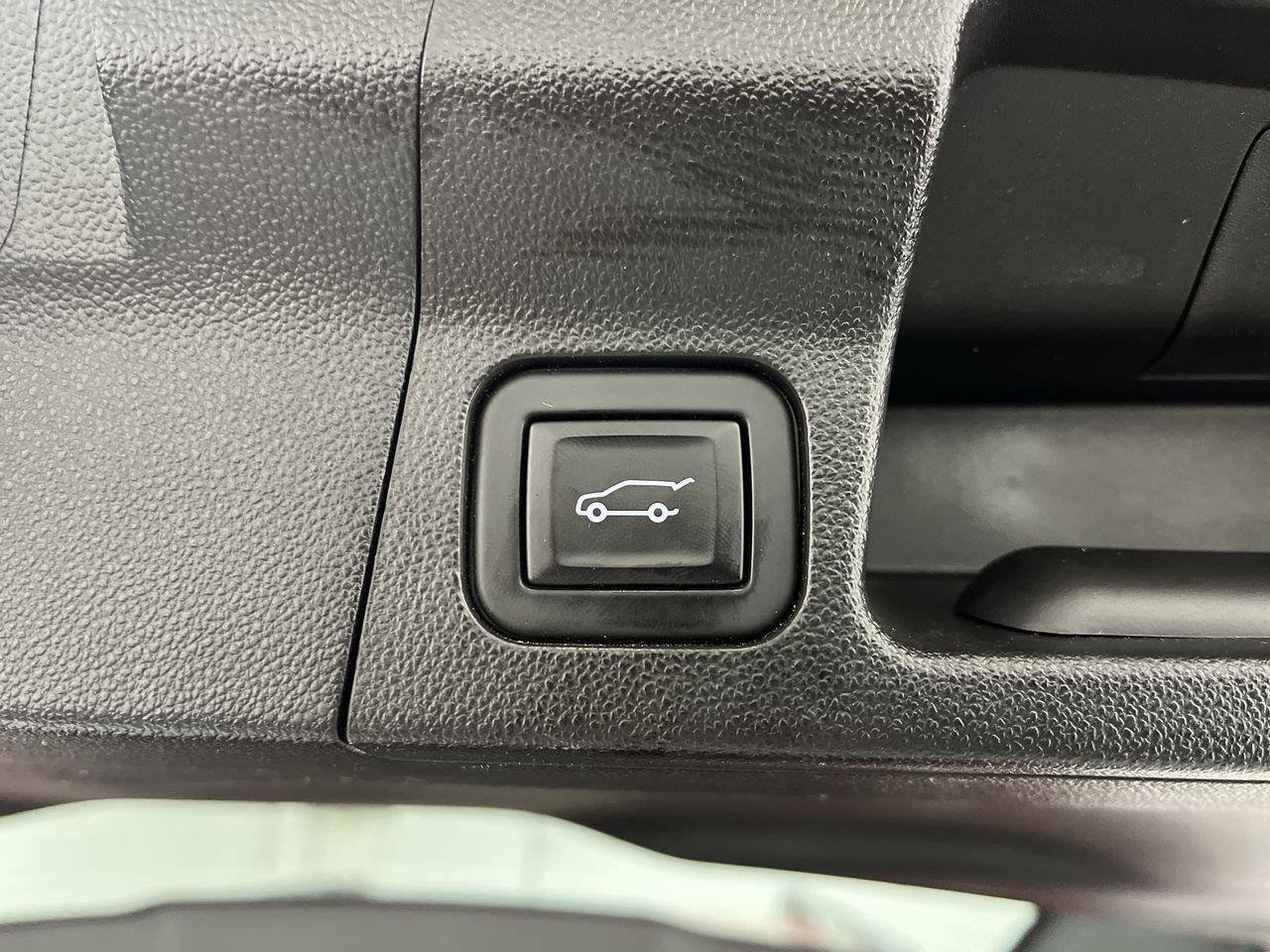 Certified 2023 GMC Acadia SLE w/ Driver Convenience Package AWD/4WD image 34