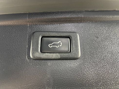 Used 2016 Subaru Outback 2.5i Limited AWD/4WD image 30