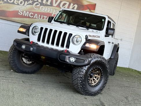 Used 2021 Jeep Gladiator Rubicon image 2