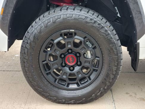 Used 2026 Toyota Tundra TRD Pro AWD/4WD image 8