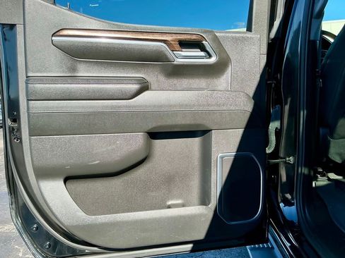 Used 2024 GMC Sierra 1500 Elevation w/ Elevation Premium Package image 32