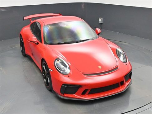 Used 2018 Porsche 911 GT3 image 46