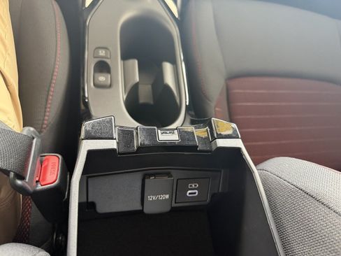 Used 2025 Toyota Corolla SE FWD image 21