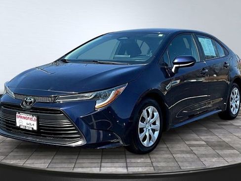 Used 2024 Toyota Corolla LE FWD image 1