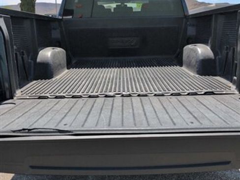 Used 2020 Chevrolet Silverado 1500 LT image 8